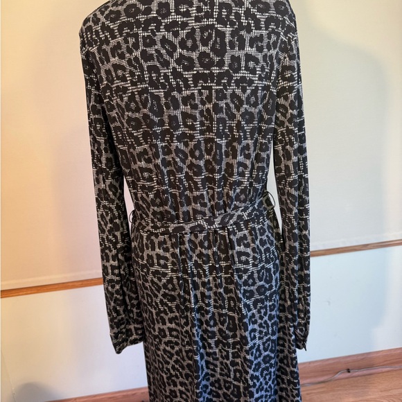 Michael Kors - EUC Leopard print dress. Size medium - Picture 7 of 9